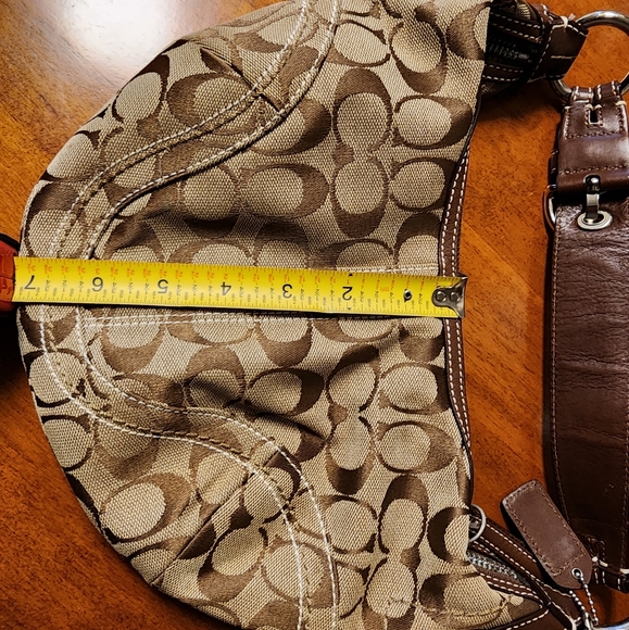 Coach Brown Signature Hobo Bag - Picture 4 of 5